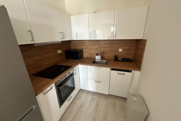 Pronájem bytu 2+1 53 m², Bosákova, Petržalka Pronájem bytu 2+1 53 m², Bosákova, Petržalka