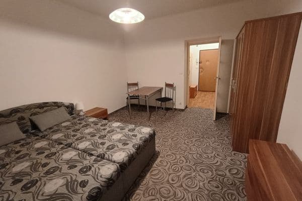 Pronájem bytu Garsoniéra 27 m², Hvězdova, Hlavní město Praha Pronájem bytu Garsoniéra 27 m², Hvězdova, Hlavní město Praha