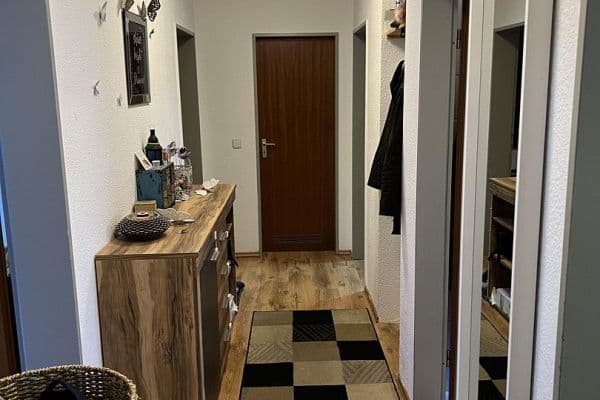 Pronájem bytu 3+1 65 m², Lützowstr. 135, Solingen Pronájem bytu 3+1 65 m², Lützowstr. 135, Solingen