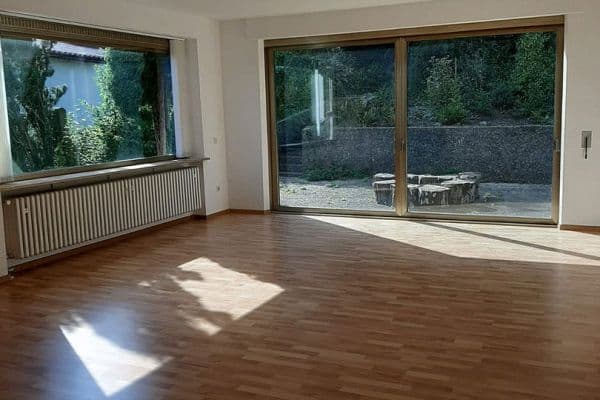 Pronájem bytu 4+1 150 m², Burgkunstadt Pronájem bytu 4+1 150 m², Burgkunstadt