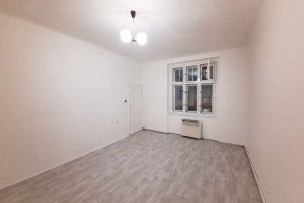 Prodej bytu 2+1 64 m², Kyjevská, Praha Prodej bytu 2+1 64 m², Kyjevská, Praha