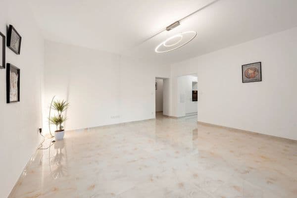 Prodej bytu 4+1 350 m², Masarykova, Židlochovice Prodej bytu 4+1 350 m², Masarykova, Židlochovice