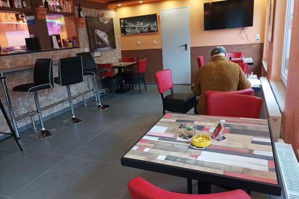 Pronájem nebytového prostoru 75 m², Obersulm Pronájem nebytového prostoru 75 m², Obersulm