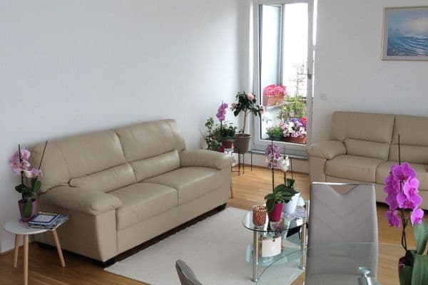 Pronájem bytu 3+1 98 m², Welschstr, Wiesbaden Pronájem bytu 3+1 98 m², Welschstr, Wiesbaden