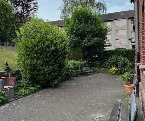 Pronájem bytu 2+1 58 m², Essen Pronájem bytu 2+1 58 m², Essen