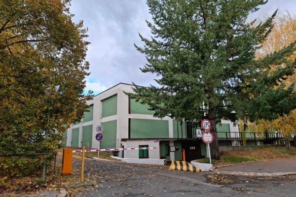 Pronájem garáže 18 m², Praha Pronájem garáže 18 m², Praha