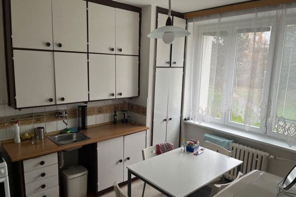 Pronájem bytu 2+1 55 m², Křižná, Valašské Meziříčí Pronájem bytu 2+1 55 m², Křižná, Valašské Meziříčí