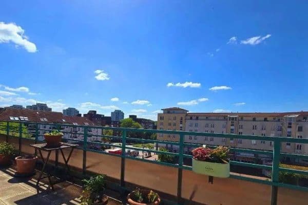 Prodej bytu 4+1 117 m², Beckhauser Straße 14, Erkrath Prodej bytu 4+1 117 m², Beckhauser Straße 14, Erkrath