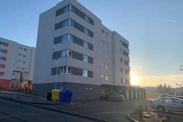 Pronájem bytu 2+kk 42 m², Maru Špačkové, Rakovník Pronájem bytu 2+kk 42 m², Maru Špačkové, Rakovník