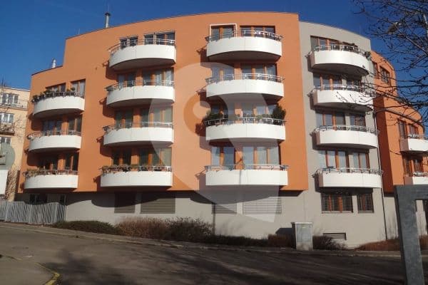 Pronájem bytu 1+kk 42 m², Družstevní ochoz, Hlavní město Praha Pronájem bytu 1+kk 42 m², Družstevní ochoz, Hlavní město Praha