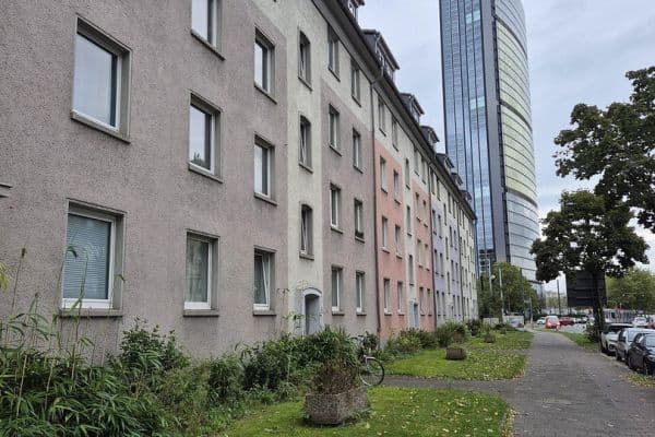 Pronájem bytu 2+1 48 m², Düsseldorf, Severní Porýní-Vestfálsko Pronájem bytu 2+1 48 m², Düsseldorf, Severní Porýní-Vestfálsko