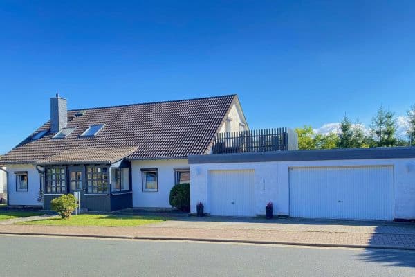 Prodej domu 191 m², pozemek 836 m², Alterathsfeld 7, Lamspringe Prodej domu 191 m², pozemek 836 m², Alterathsfeld 7, Lamspringe