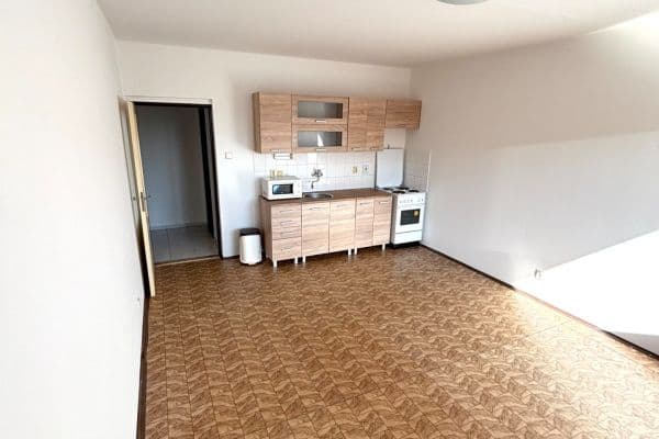 Prodej bytu 1+kk 33 m², Urbinská, Český Krumlov Prodej bytu 1+kk 33 m², Urbinská, Český Krumlov