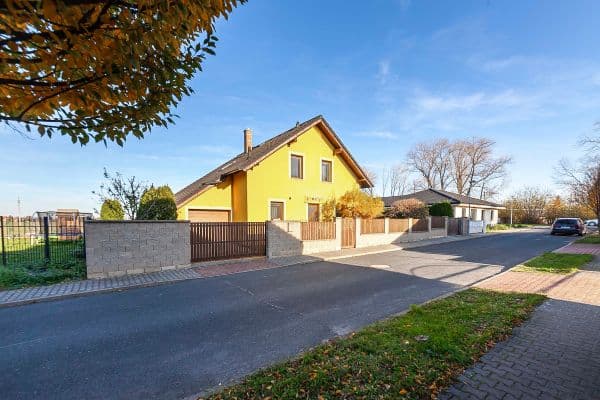 Prodej domu 688 m², pozemek 810 m², Prodej domu 688 m², pozemek 810 m²,