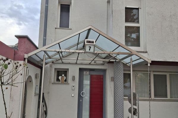 Prodej domu 150 m², pozemek 385 m², Paracelsusstr. 7, Ludwigshafen am Rhein Prodej domu 150 m², pozemek 385 m², Paracelsusstr. 7, Ludwigshafen am Rhein