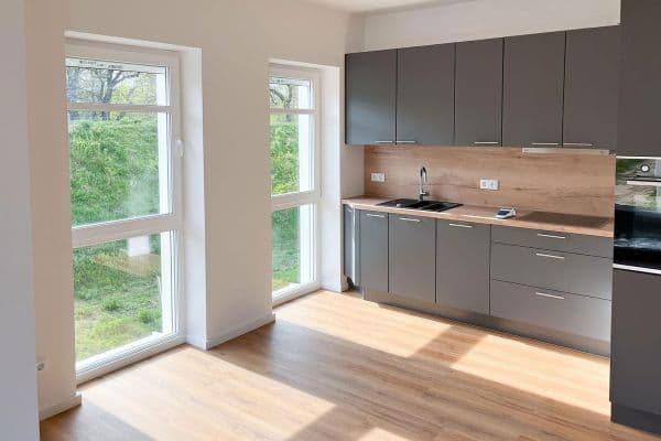 Pronájem bytu 4+1 96 m², Carl-Adam-Petri-Straße, Potsdam Pronájem bytu 4+1 96 m², Carl-Adam-Petri-Straße, Potsdam