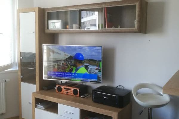 Prodej bytu 1+kk 30 m², Makedonská, Praha Prodej bytu 1+kk 30 m², Makedonská, Praha