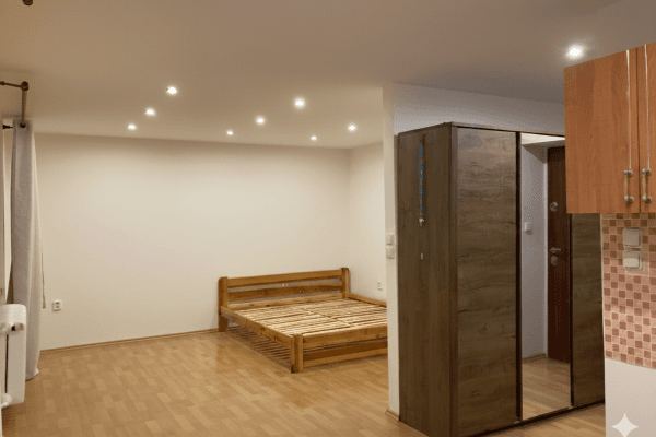 Pronájem bytu 1+kk 30 m², Sevastopolská, Kladno Pronájem bytu 1+kk 30 m², Sevastopolská, Kladno