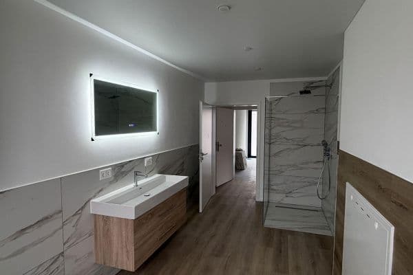 Pronájem bytu 3+1 82 m², Maximilianstraße 21, 76751 Jockgrim, Jockgrim Pronájem bytu 3+1 82 m², Maximilianstraße 21, 76751 Jockgrim, Jockgrim