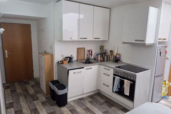 Prodej bytu 2+1 63 m², Max-Weber-Straße 12A, Pforzheim Prodej bytu 2+1 63 m², Max-Weber-Straße 12A, Pforzheim