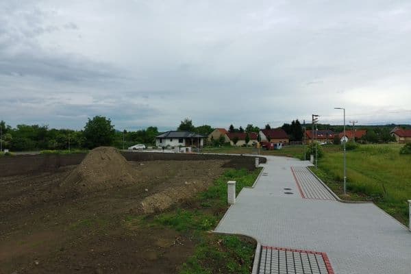 Prodej pozemku 600 m², Úžice Prodej pozemku 600 m², Úžice