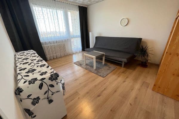 Pronájem bytu 1+1 30 m², Litoměřická, Praha Pronájem bytu 1+1 30 m², Litoměřická, Praha