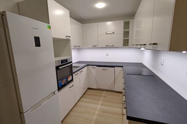 Pronájem bytu 4+kk 77 m², Heranova, Praha Pronájem bytu 4+kk 77 m², Heranova, Praha
