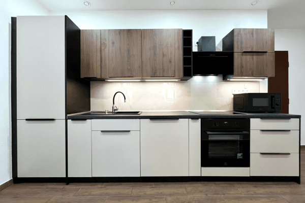 Pronájem bytu 3+1 69 m², Na Pankráci, Praha Pronájem bytu 3+1 69 m², Na Pankráci, Praha