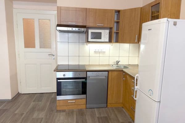 Pronájem bytu 2+kk 46 m², Magistrů, Hlavní město Praha Pronájem bytu 2+kk 46 m², Magistrů, Hlavní město Praha