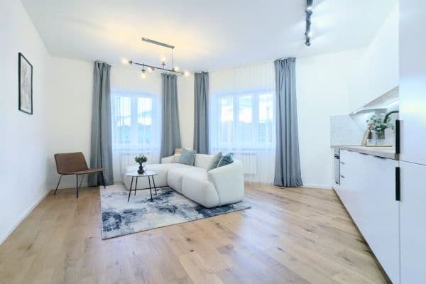 Prodej bytu 2+kk 60 m², Petrohradská, Praha Prodej bytu 2+kk 60 m², Petrohradská, Praha
