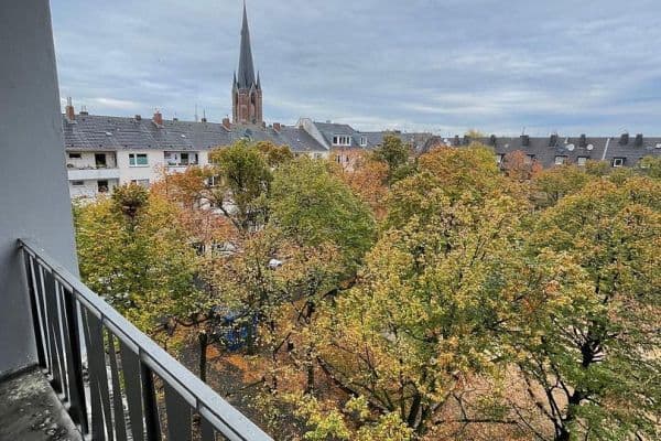 Pronájem bytu 2+1 40 m², Markt 12, Köln Pronájem bytu 2+1 40 m², Markt 12, Köln