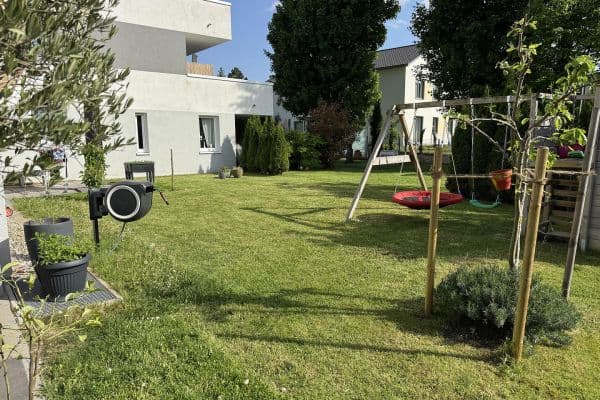 Prodej bytu 4+1 118 m², Süßen Prodej bytu 4+1 118 m², Süßen