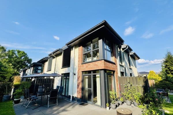 Prodej domu 134 m², pozemek 320 m², Hamburg Prodej domu 134 m², pozemek 320 m², Hamburg