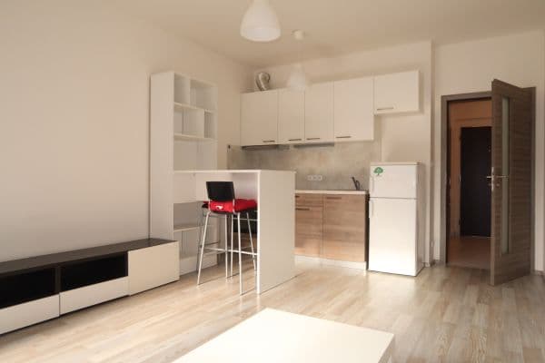 Prodej bytu 1+kk 32 m², Modenská, Praha Prodej bytu 1+kk 32 m², Modenská, Praha