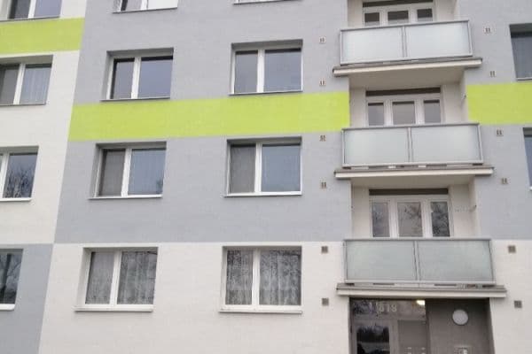 Pronájem bytu 2+1 60 m², V Lukách, Heřmanův Městec Pronájem bytu 2+1 60 m², V Lukách, Heřmanův Městec