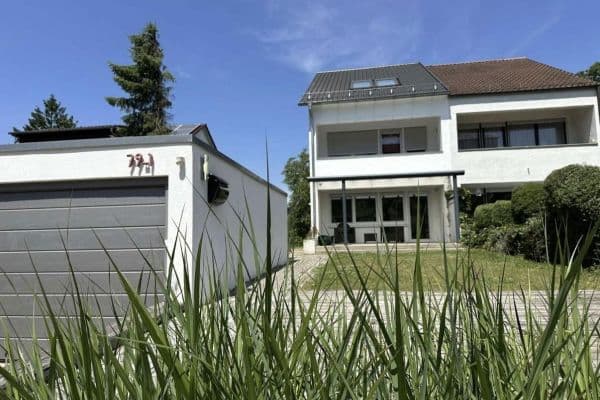 Prodej domu 149 m², pozemek 383 m², Armsündersteige 79/1, Heilbronn Prodej domu 149 m², pozemek 383 m², Armsündersteige 79/1, Heilbronn