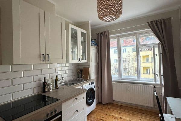 Pronájem bytu 1+1 35 m², Wolmirstedter Weg 7, Berlin, Berlín Pronájem bytu 1+1 35 m², Wolmirstedter Weg 7, Berlin, Berlín