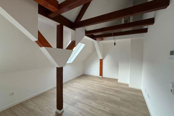 Pronájem bytu 3+1 56 m², Marktstraße 17, Öhringen Pronájem bytu 3+1 56 m², Marktstraße 17, Öhringen