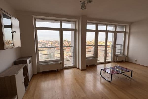 Prodej bytu 3+kk 77 m², Vinohradská, Praha Prodej bytu 3+kk 77 m², Vinohradská, Praha