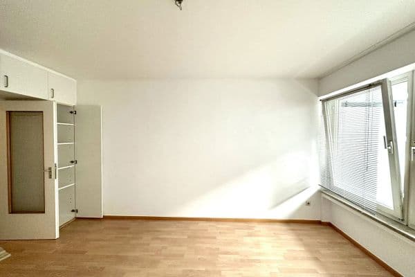 Pronájem bytu 1+1 28 m², München, Bavorsko Pronájem bytu 1+1 28 m², München, Bavorsko