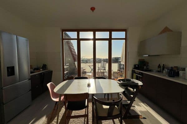 Pronájem bytu 3+1 105 m², Berlin, Berlín Pronájem bytu 3+1 105 m², Berlin, Berlín