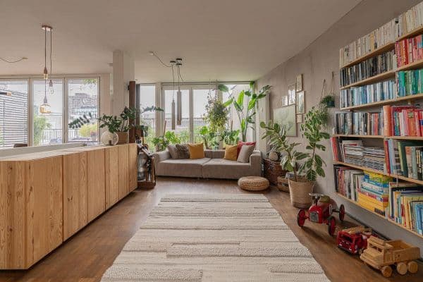 Prodej bytu 4+1 139 m², Berlin, Berlín Prodej bytu 4+1 139 m², Berlin, Berlín