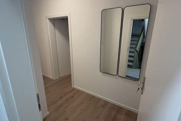 Pronájem bytu 2+1 53 m², Tuttlingen, Bádensko-Württembersko Pronájem bytu 2+1 53 m², Tuttlingen, Bádensko-Württembersko