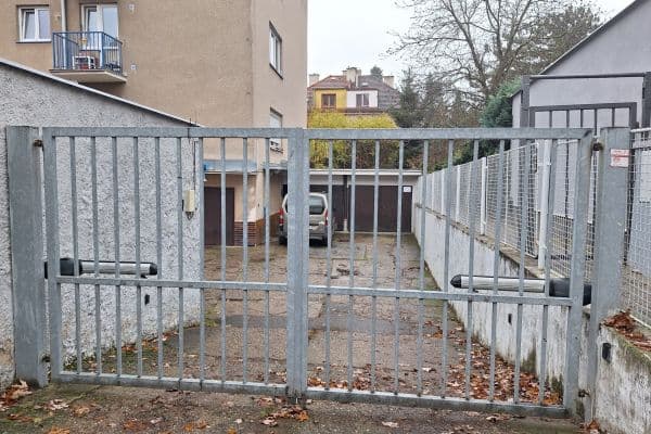 Pronájem garáže 11 m², Nad Buďánkami Ⅱ, Hlavní město Praha Pronájem garáže 11 m², Nad Buďánkami Ⅱ, Hlavní město Praha