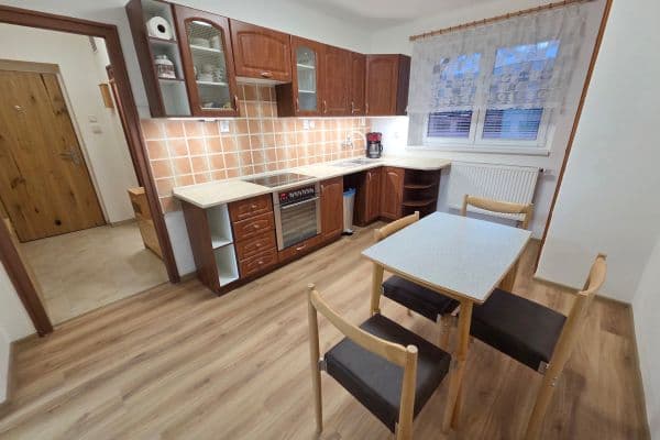 Pronájem bytu 2+1 62 m², Žižkova, Příbram Pronájem bytu 2+1 62 m², Žižkova, Příbram