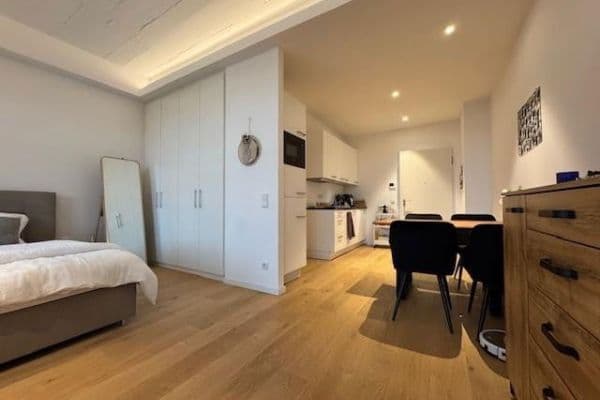 Pronájem bytu 1+1 37 m², Fürstenrieder Str. 283, München, Bavorsko Pronájem bytu 1+1 37 m², Fürstenrieder Str. 283, München, Bavorsko