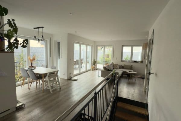 Pronájem bytu 3+kk 117 m², Schrobenhausener Str. 32, Ingolstadt, Bavorsko Pronájem bytu 3+kk 117 m², Schrobenhausener Str. 32, Ingolstadt, Bavorsko