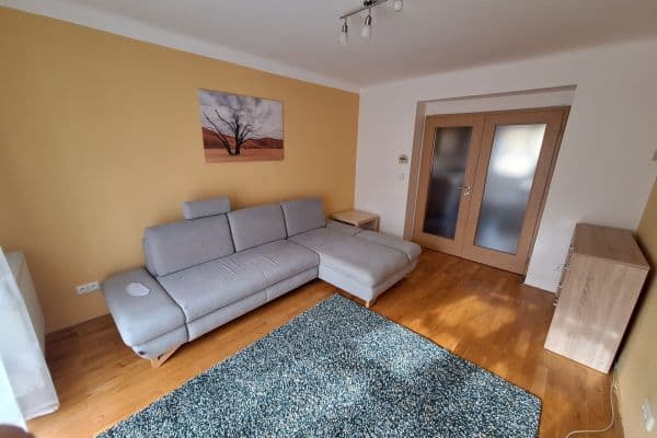Pronájem bytu 2+1 51 m², Helsinská, Kladno Pronájem bytu 2+1 51 m², Helsinská, Kladno
