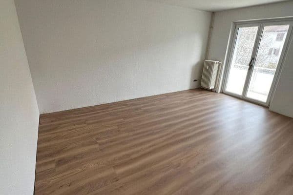 Pronájem bytu 3+1 66 m², Erbsenlachen 36, Villingen-Schwenningen, Bádensko-Württembersko Pronájem bytu 3+1 66 m², Erbsenlachen 36, Villingen-Schwenningen, Bádensko-Württembersko