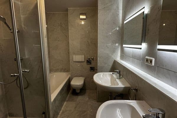 Pronájem bytu 3+1 90 m², Gutenbergstraße 27a, Weiherhof Pronájem bytu 3+1 90 m², Gutenbergstraße 27a, Weiherhof